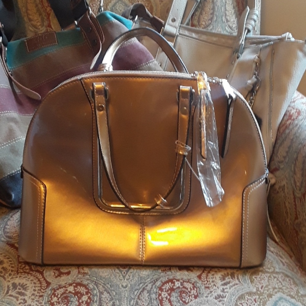 Bundle Of Purses - Picture 2 of 8